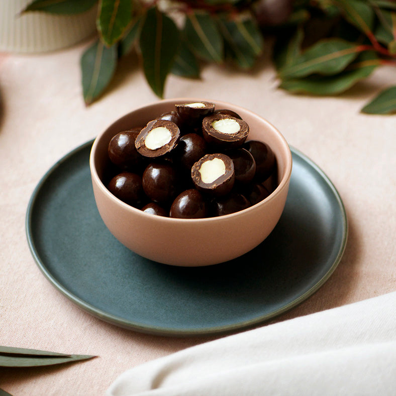 VEGAN Dark Chocolate Macadamias